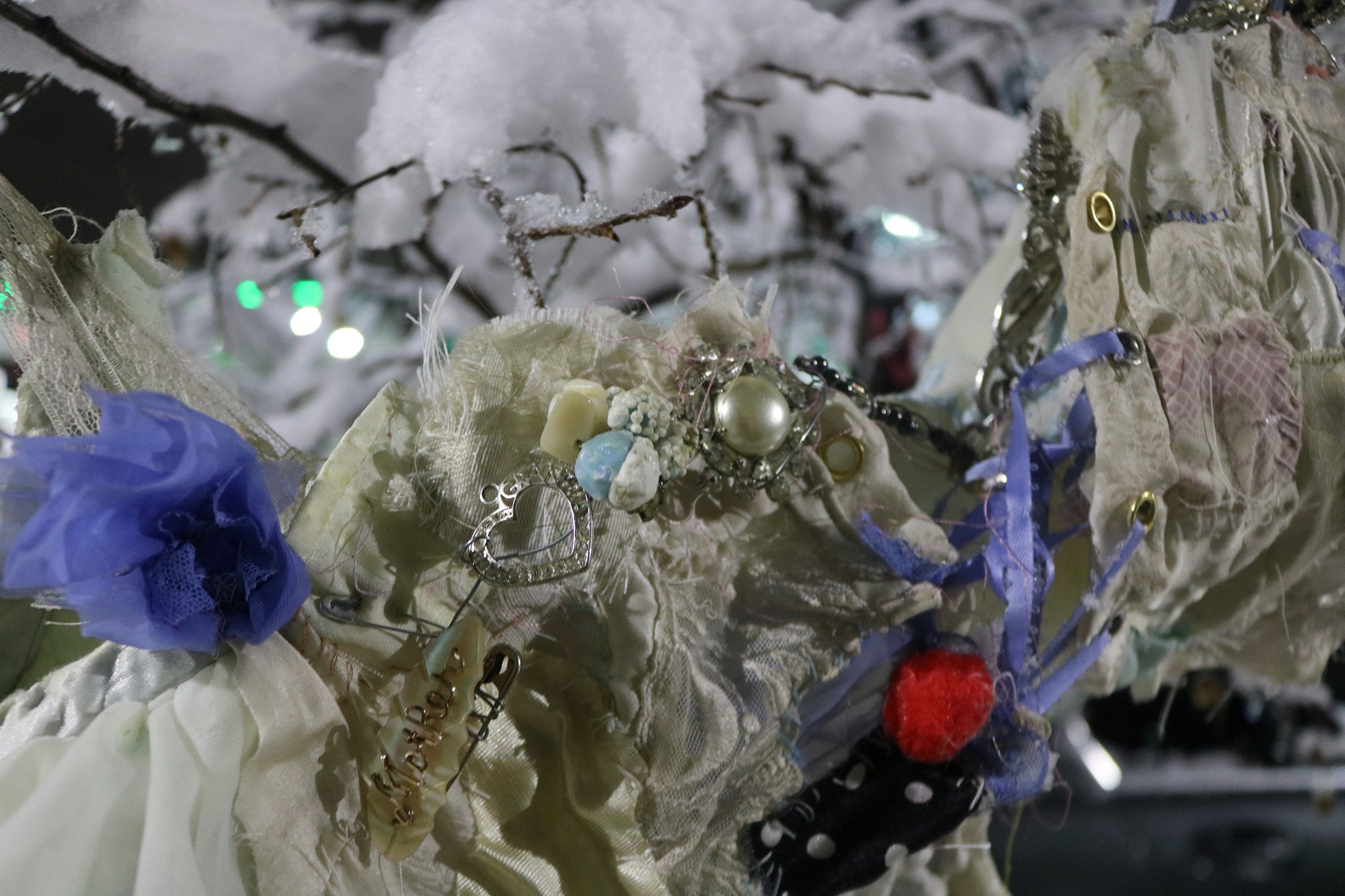 exhibition by alice aster at solo show online, curated by halo