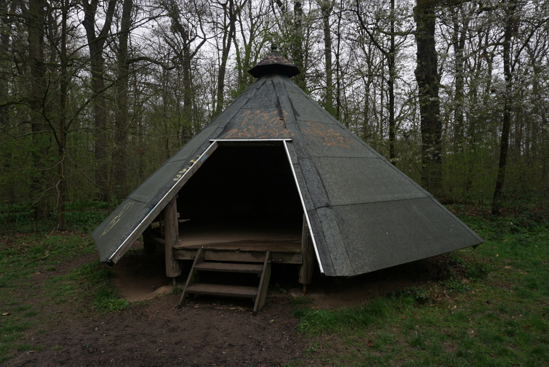 The Picnic Hut / Marie & Charlotte